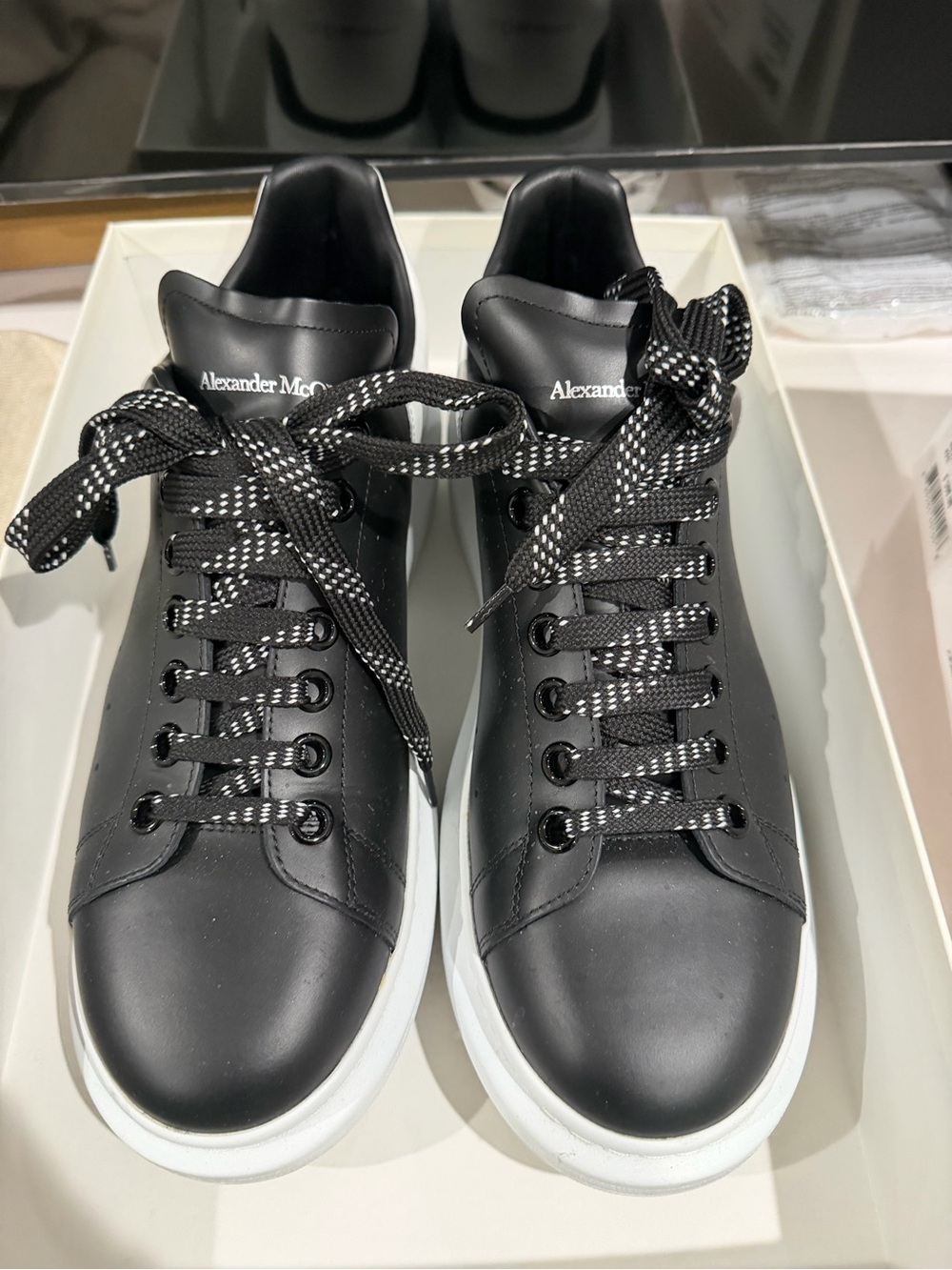Alexander McQueen Black Leather Low-Top Sneakers with White Platform